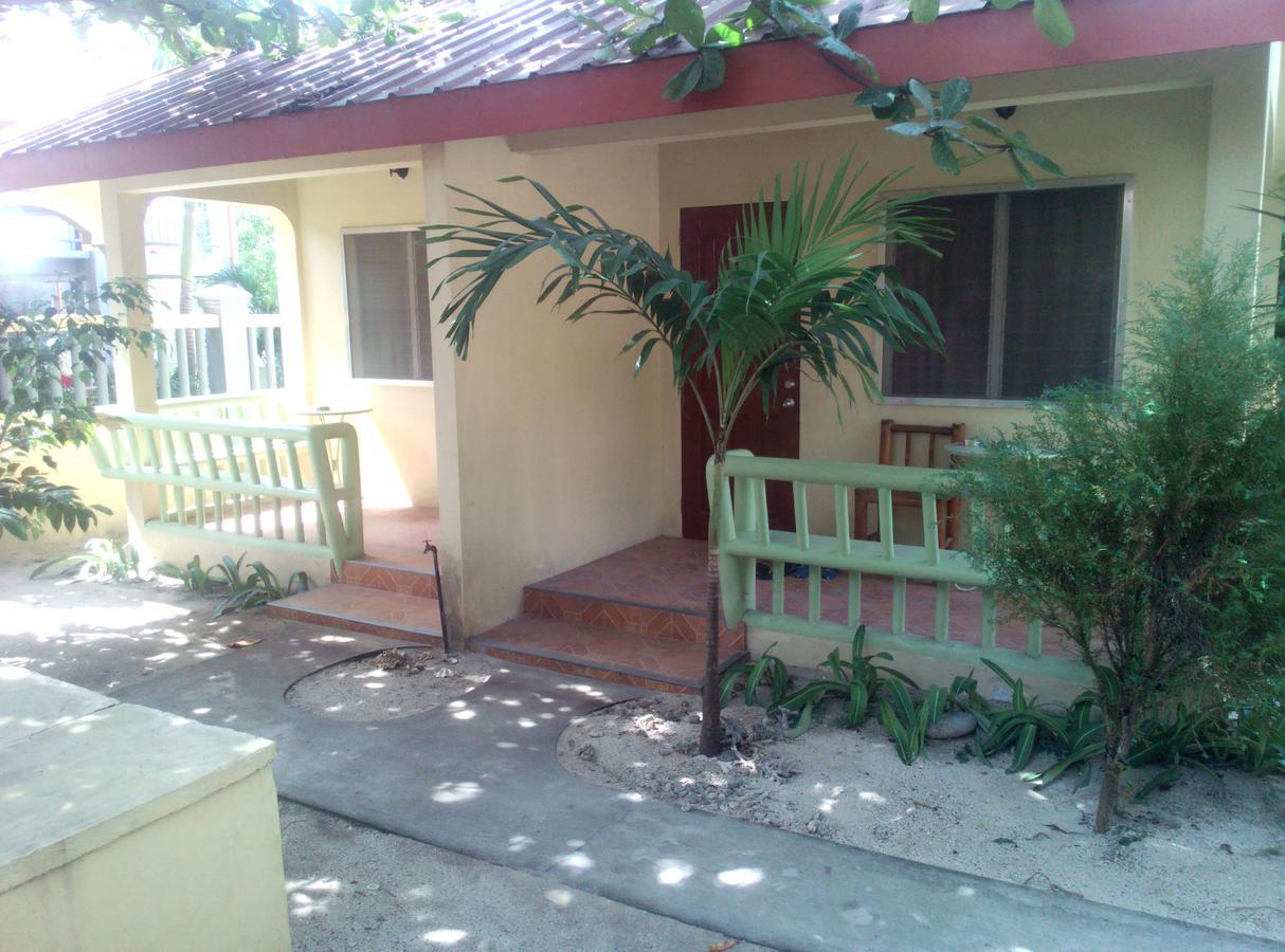 Oyo 638 Randy'S Bantayan Island Resort Exterior photo